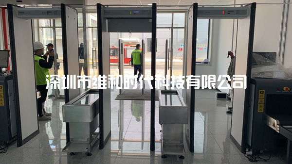 鹽城起亞工廠采購3臺METOR6M進(jìn)口安檢門保安全[圖]