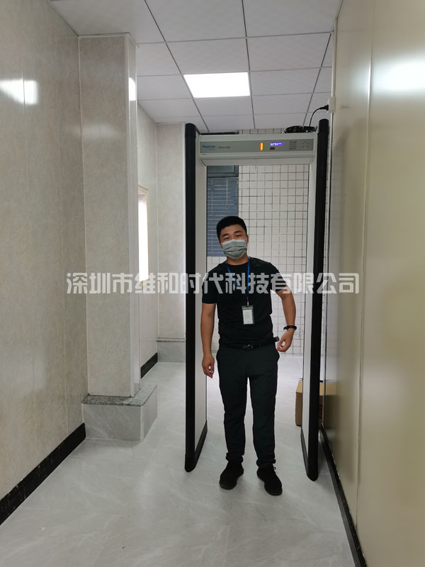 揭陽機場從我司（維和時代）采購METOR6S進口金屬探測安檢門[圖文]